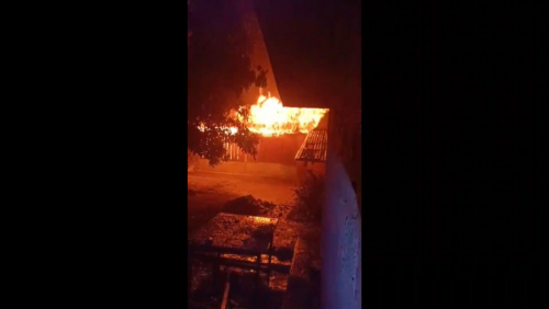 Erupsi Gunung Lewotobi, Rekaman Video Amatir: Hujan Batu hingga Rumah Terbakar