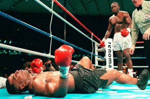 5 Rival Terberat yang Pernah Dihadapi Mike Tyson Sepanjang Kariernya, Nomor 1 Sampai Gigit Telinga