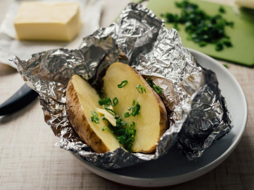 Apakah Memasak dengan Aluminium Foil Aman? Pakar Ungkap Faktanya