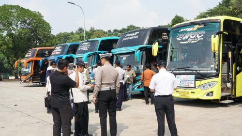 Jangan Salah Pilih! Ini Tips Jitu Cek Bus yang Aman