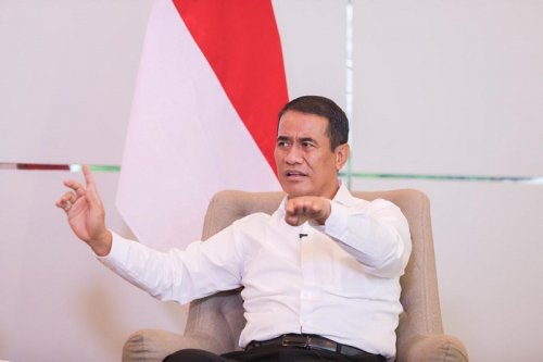 mentan-minta-bos-pupuk-indonesia-copot-pejabat-yang-tak-becus