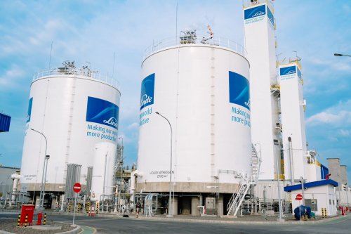 habiskan-rp18-triliun-perusahaan-jerman-alirkan-gas-industri-ke-smelter-freeport