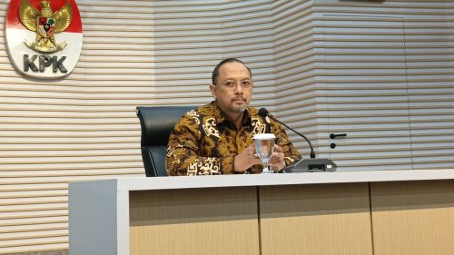 jaksa-sebut-keluarga-rafael-alun-terlibat-tppu-kpk-bahas-di-internal