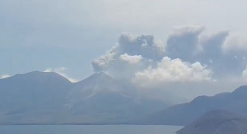 Gunung Lewotobi Laki-Laki Kembali Erupsi, Kolom Abu Capai 6.000 Meter