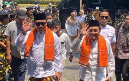 Jadi Trending Topic, RidwanKamilHarapanJkt, Pilih RIDO KJP Dilanjutkan, Sekolah Negeri amp;amp; Swasta Gratis!