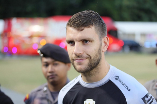 Maarten Paes Tak Ciut Timnas Indonesia Hadapi Jepang dan Arab Saudi: Saatnya Bersenang-senang!
