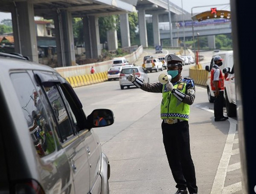 Kecelakaan Beruntun di Tol Purbaleunyi, Kendaraan dari Bandung Dialihkan ke Cikamuning