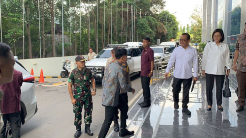 Wapres Gibran Pimpin Rapat Penanganan Erupsi Gunung Lewotobi Laki-Laki