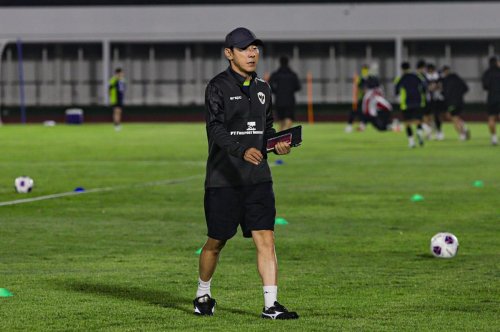 Mees Hilgers Batal Gabung Timnas Indonesia, Shin Tae-yong: Hamstring-nya Tidak Baik