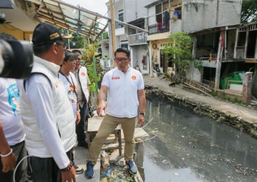 RK Blusukan ke Cilincing, Dapat Keluhan Urusan Tanah Hingga Sungai