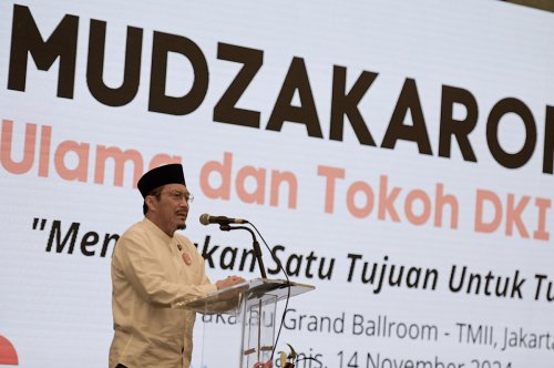 suswono-bersama-ratusan-ulama-rumuskan-kebijakan-rahmatan-lil-alamin-untuk-masa-depan-jakarta