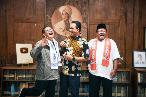 Momen Anies Baswedan Ngopi Bareng Pramono Anung-Rano Karno