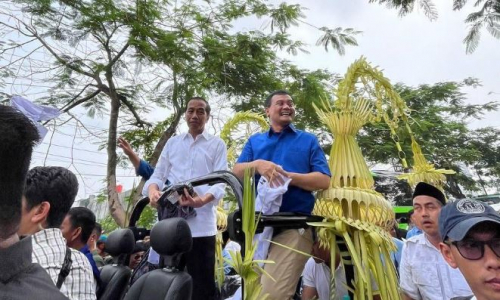 Dihadiri Jokowi, Kampanye Luthfi-Yasin Disambut Kesenian Hingga Yel-Yel Warga