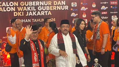 Pamono-Rano Tiba di Hotel SultanLangsung Disambut Para Pendukung