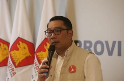 ridwan-kamil-coblos-nomor-satu-coblos-yang-ada-monasnya