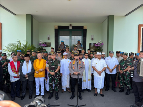 Hadiri Doa Lintas Agama di Bali, Kapolri: Persatuan-Kesatuan di Atas Kepentingan Pribadi dan Kelompok