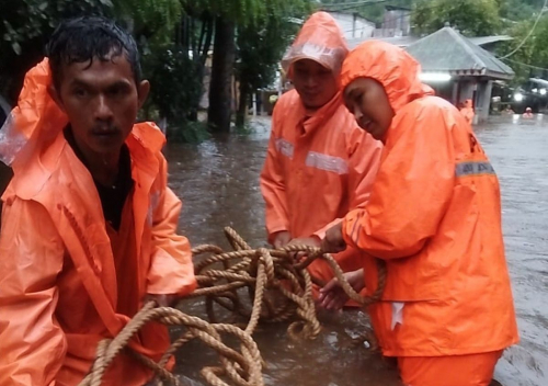 Jakarta Diguyur Hujan, 9 RT dan 6 Ruas Jalan Terendam Banjir, Paling Parah Cilandak Timur