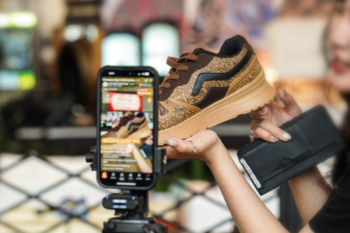 Raih Rekor MURI, Shopee Dukung Aerostreet X Wonderful Indonesia Jual Sepatu Terbanyak