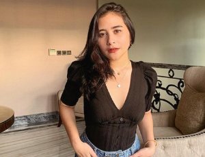 Sumber Kekayaan Artis Muda, Prilly Latuconsina