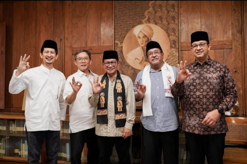 viral-anies-pamer-salam-tiga-jari-bareng-pramono-rano