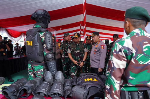 Panglima TNI dan Kapolri Tinjau Kesiapan Pilkada Jatim 2024