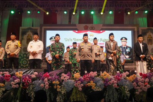 Jelang Pilkada 2024, Panglima TNI dan Kapolri Hadiri Doa Bersama Lintas Agama di Semarang