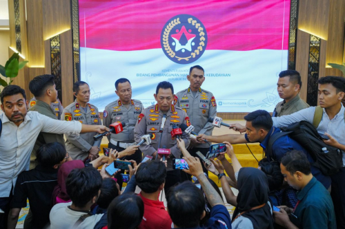 141.443 Personel Diterjunkan Kawal Nataru, Kapolri: Supaya Berjalan Aman-Lancar