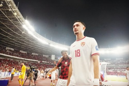 tanggapan-ivar-jenner-soal-timnas-indonesia-lebih-beruntung-saat-pakai-jersey-putih-ketimbang-merah