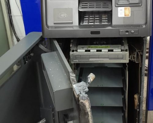 mesin-atm-dibobol-pelaku-di-bandarlampung-bawa-kabur-uang-612-juta-rupiah