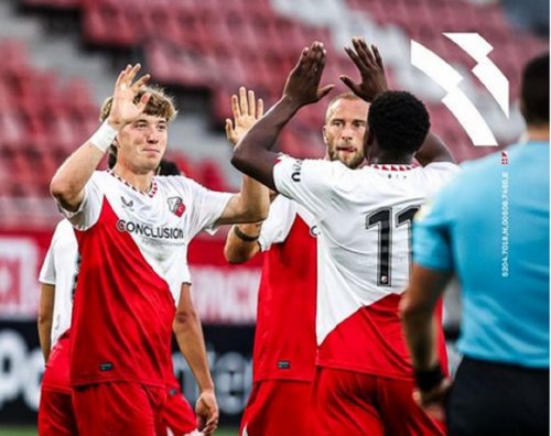 ole-romeny-cetak-gol-dan-permalukan-calvin-verdonk-di-laga-nec-nijmegen-vs-fc-utrecht-di-eredivisie-2024-2025-malam-ini