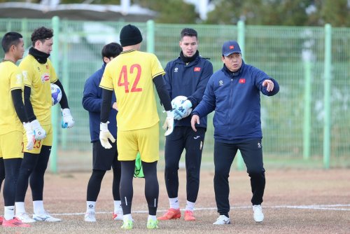 kiper-legendaris-korea-yang-jadi-mualaf-lee-won-jae-gabung-timnas-vietnam-shin-tae-yong-ketar-ketir