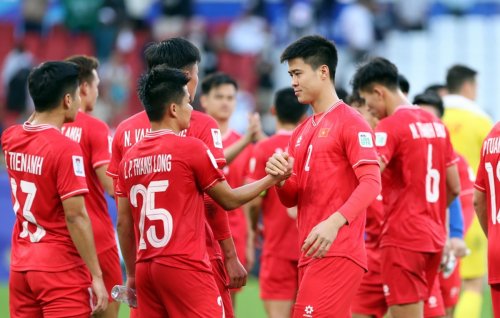 jelang-lawan-timnas-indonesia-di-piala-asean-mitsubishi-electric-cup-2024-vietnam-cetak-kemenangan-pertama-di-korea-selatan