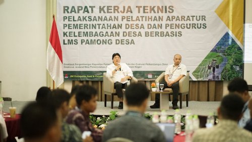 pemerintah-latih-80-ribu-aparatur-desa-secara-serentak-lewat-online