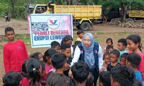 DPP Partai Perindo Turun Langsung Salurkan Bantuan untuk Pengungsi Erupsi Lewotobi Laki-Laki
