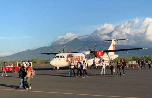 Bandara Maumere Kembali Dibuka sejak Ditutup 4 Bulan Pasca Erupsi Gunung Lewotobi