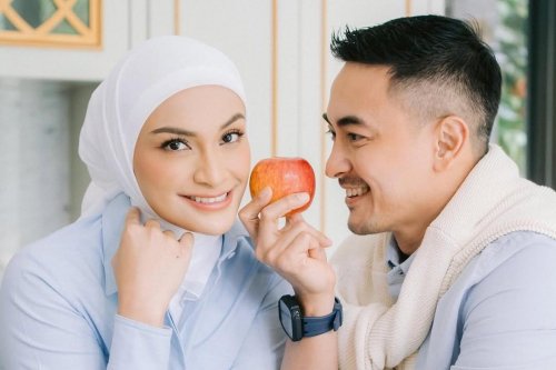 Adu Harta Kekayaan Zumi Zola dengan Putri Zulhas yang Segera Menikah, Bak Langit dan Bumi