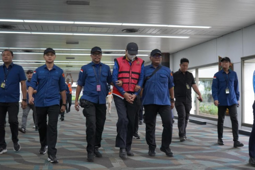 Breaking News! Kejagung Tangkap Eks Direktur Operasional PT Timah di Bandara Soetta