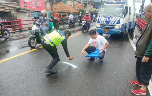 Kecelakaan Beruntun 4 Kendaraan di Jalur Puncak Bogor, 2 Orang Terluka