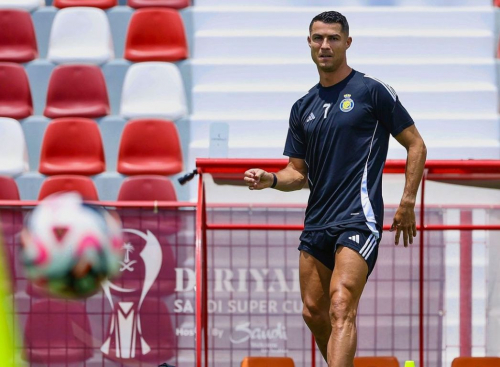 Kisah Haru Cristiano Ronaldo, Minta Latihan Dihentikan saat Azan Berkumandang hingga Akui Tertarik Memeluk Islam