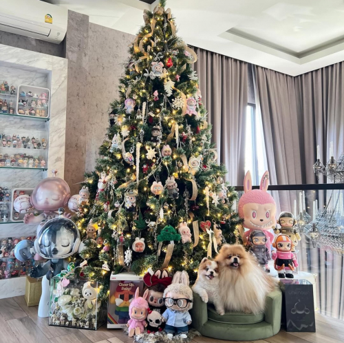 Potreg Gemas Pohon Natal Lisa BLACKPINK, Banjir Boneka Labubu