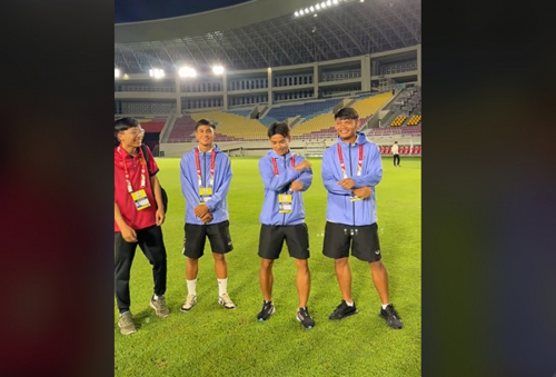 Masyarakat Indonesia Soroti Pemain Timnas Laos yang Joget-Joget di Stadion Manahan: Aura Kebantainya Kental Banget!