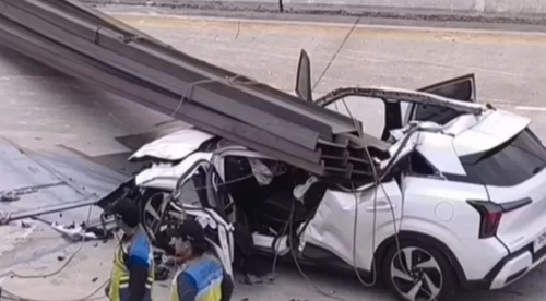5 Fakta Kecelakaan Mobil Mitshubishi XForce Tertimpa Besi di Tol Andara, Gegara Pengemudi Alami Microsleep