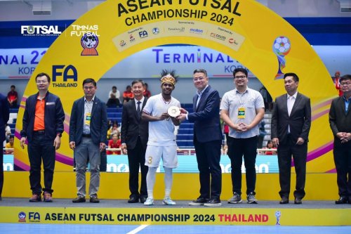 kisah-menyentuh-wendy-brian-ick-dan-ibunda-berawal-dari-lapangan-kompleks-hingga-bawa-timnas-futsal-indonesia-juara-piala-aff-futsal-2024