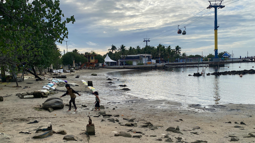 Genangan Air Rob di Ancol Surut, Aktivitas Warga Kembali Normal