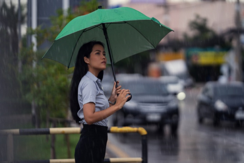 4TipsTetap Sehat saat Liburan di Musim Hujan, Jangan Sampai Ngedrop!