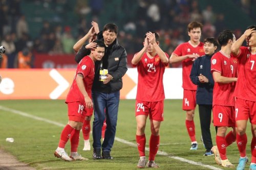 klasemen-sementara-grup-b-piala-aff-2024-kelar-laga-timnas-filipina-vs-vietnam-golden-star-warriors-kukuh-di-puncak-timnas-indonesia-dipepet-myanmar