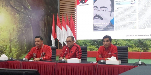 perintahkan-kader-siaga-megawati-sinyalir-ada-yang-ingin-acak-acak-pdip-jelang-kongres