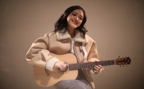 Valerie Utomo Sambut Natal dengan Single Penuh Makna