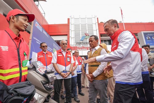 jangan-khawatir-stok-bbm-gas-elpiji-dan-listrik-cukup-saat-perayaan-natal-2024-dan-tahun-baru-2025