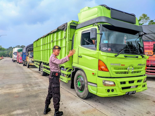 Arus Mudik Nataru, Polisi Terapkan Delay System Menuju Pelabuhan Bakauheni
